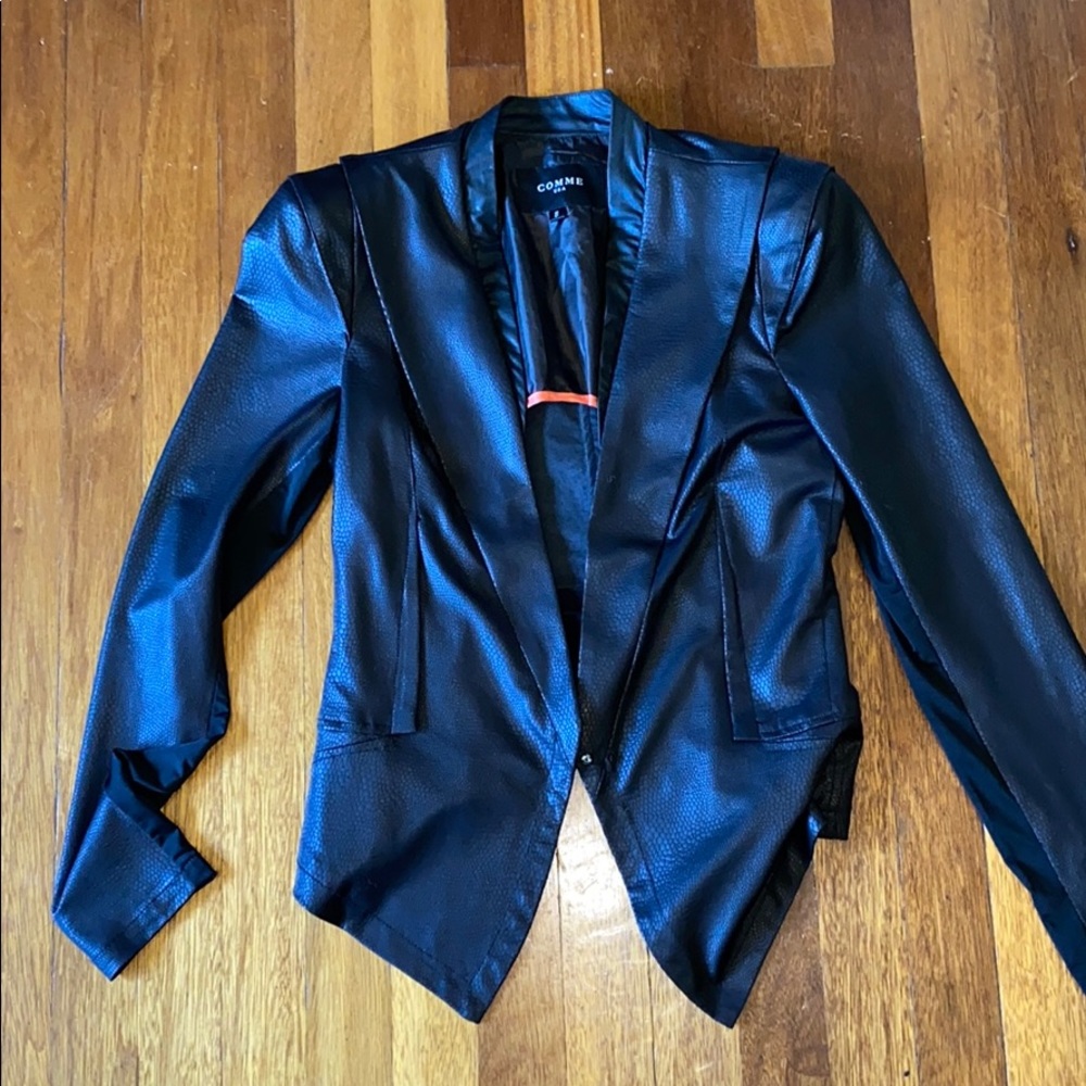 Stylish black python-inspired blazer